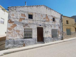 Masia  Jeronimo guijarro. Antigua casa de pueblo en san lorenzo de la parrilla
