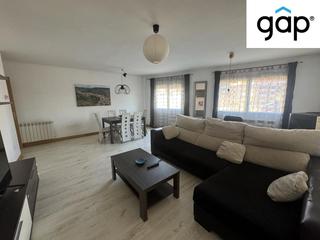 Location Rez-de-chaussée  Menéndez pidal. Piso en alquiler en arcas muy amplio
