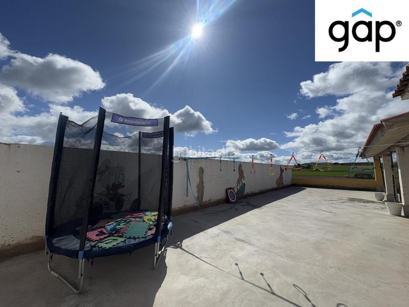 Foto b78e43a4-aaad-411b-8f6f-bbc0bd1e493b. Edificio barpension en Villar de Olalla