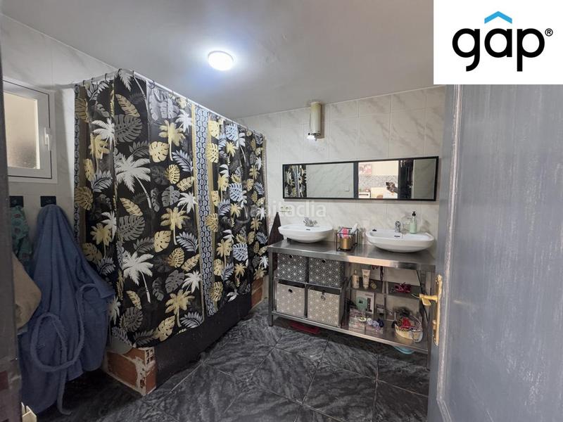 Foto d4caf1d5-bcd9-4ead-a0ca-e65764c885e2. Edificio barpension en Villar de Olalla