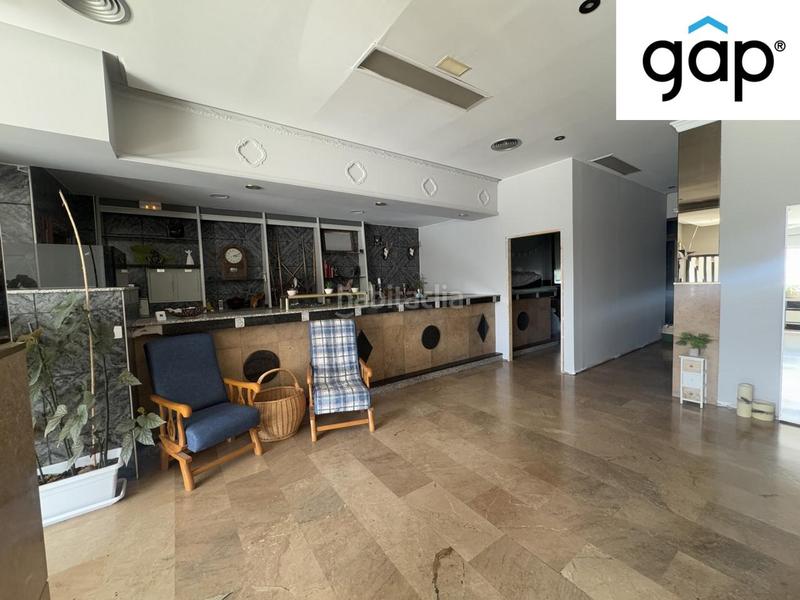 Foto ea0e67c2-3d93-4af6-9c02-6697ba1b9d1c. Edificio barpension en Villar de Olalla