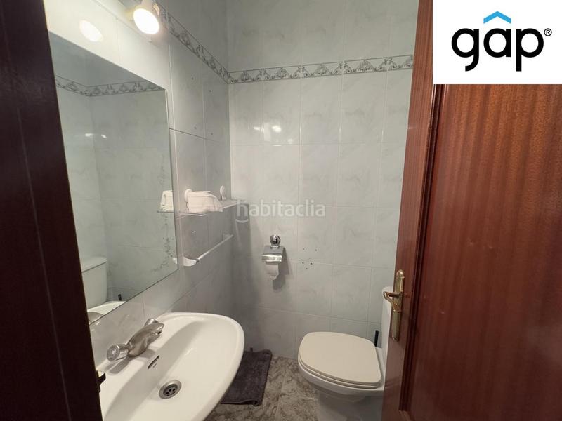 Foto fcf56f30-1bd9-4479-be2c-28bba899f8f7. Edificio barpension en Villar de Olalla