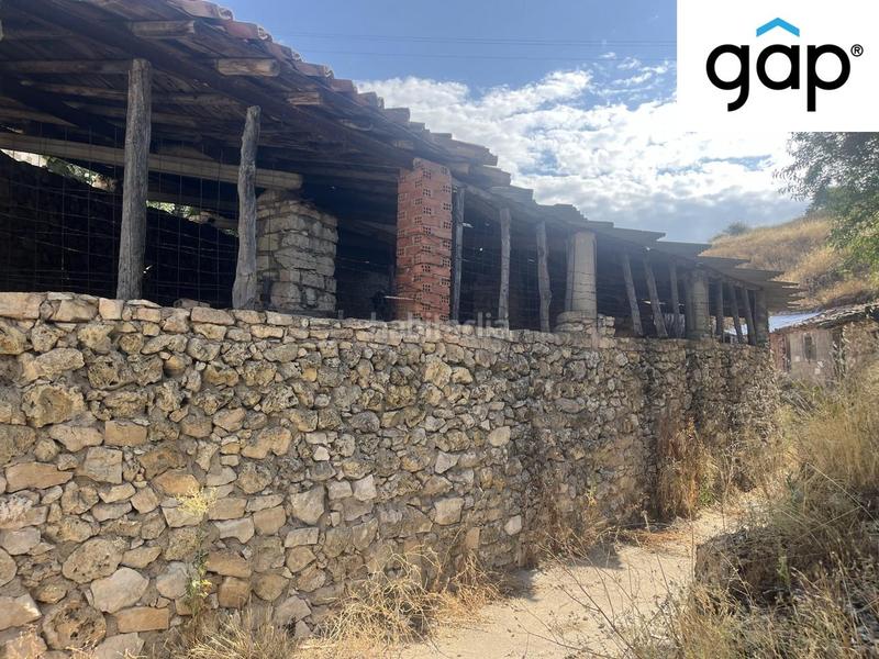 Foto 060fbaff-8e2a-49d4-a463-75cb560b4588. Terreno residencial almacen en venta en Fuentes