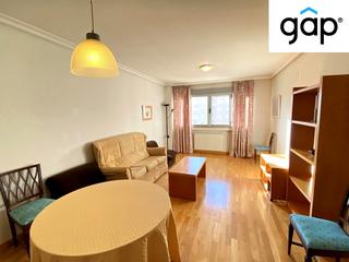 Location Appartement  Huesas del vasallo. Impecable piso en alquiler en reyes católicos