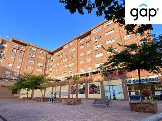 Location Appartement  Huesas del vasallo. Piso en alquiler en reyes católicos. garaje y trastero incluidos