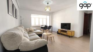 Alquiler Piso en Centro. Piso totalmente reformado en alquiler.