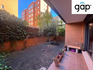 Rent Ground floor  De angeles gasset. Piso en alquiler en la zona de parque sol