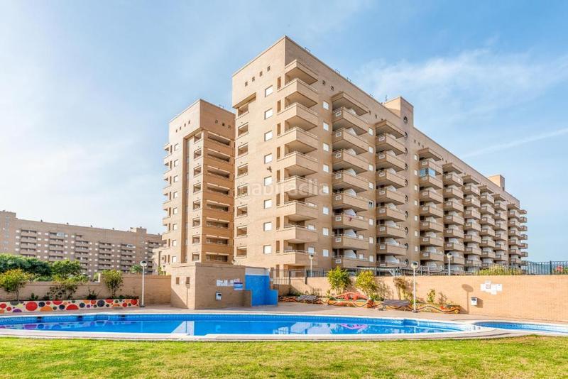 Foto bee3cec7-08f4-422c-8292-18e176a328bd. Pis a avenida central 58 a Jardines del Mar Oropesa del Mar
