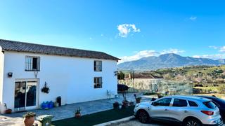 Xalet a Coín. Expectacular chalet coín