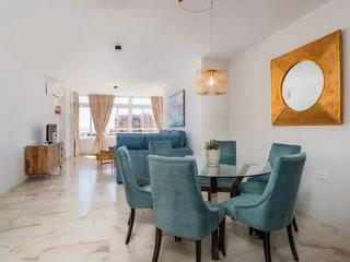 Location Appartement à Parque Ayala - Jardín de la Abadía - Huelín. Expectacular piso con vistas al mar