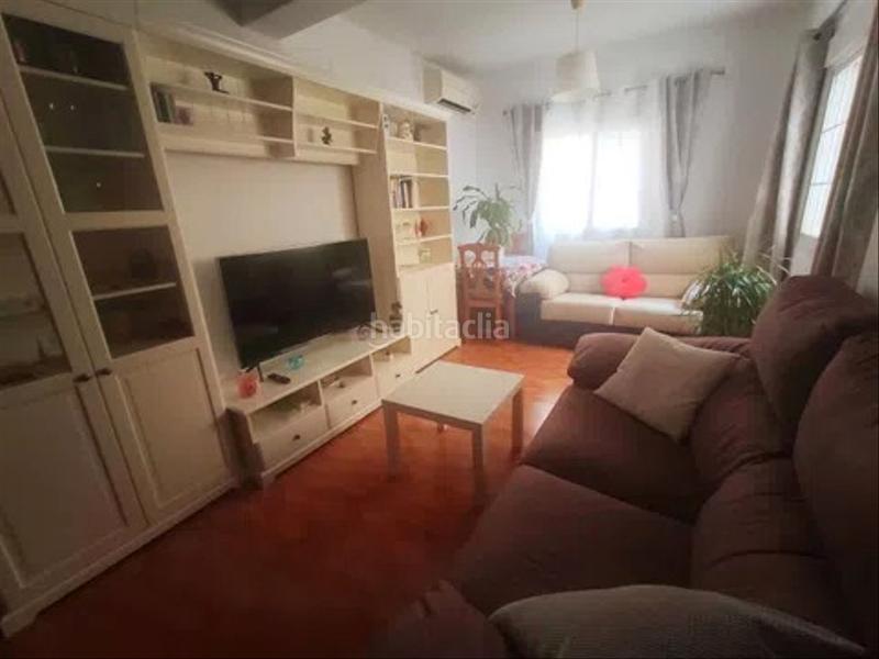 Foto ce08a015-c9a5-444b-90f5-0af5baad326e. Alquiler piso acogedor piso en malaga en Perchel Norte Málaga