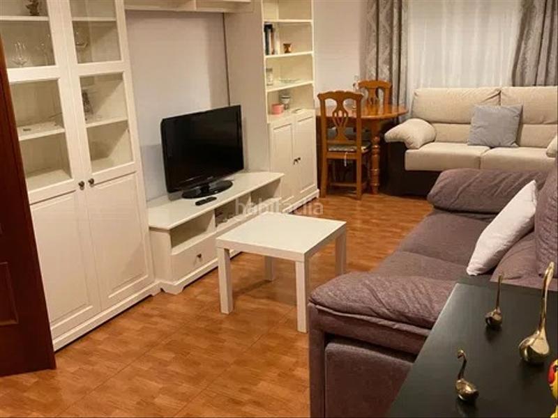 Foto d8bbe648-0921-46f5-a571-ca5ad8e18e23. Rent flat with heating in Perchel Norte Málaga