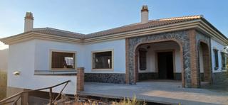 Masia a Álora. Precisa finca en álora