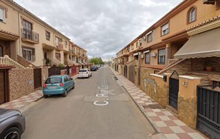 Casa a Cúllar Vega. Venta de casa en cullar vega