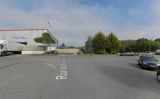 Nau industrial a Parroquias del Este. Venta de nave en lugo