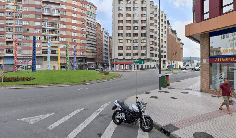Foto a88faaf5-e1c0-473b-9214-b2678e8faa15. Pis a Versalles Avilés