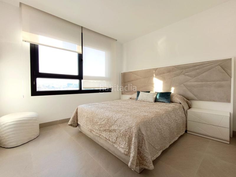 Foto dd67e8ef-e9c8-48d1-b80b-38c71485d206. Casa adosada en Benijófar