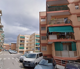 Pis a Abrera. Piso en venta en abrera