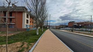 Édifice à Urbanización S.XXI - Carretera de Villalpando