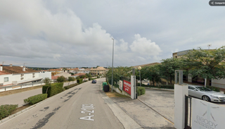 Parking coche en San Enrique-Guadiaro-Pueblo Nuevo