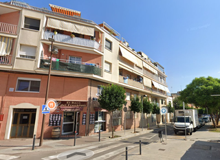 Locale commerciale in Vilamarina