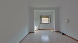 Etagenwohnung in La Torrassa