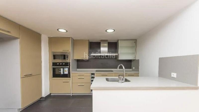 Foto 7f16787e-78f2-4346-9bca-c3eb67834489. Piso en Hostal Granollers