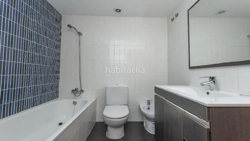 Foto afad8d7b-6e25-4cab-a67f-60364cff69cd. Piso en Hostal Granollers