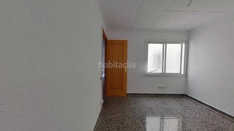 Foto d0512662-0f0e-4f19-833a-ad80c7725180. Pis a La Gavarra Cornellà de Llobregat