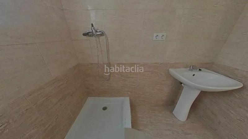 Foto 3e6e5506-115b-48b4-9de8-6566f2f95084. Piso en Creu de Barberà Sabadell