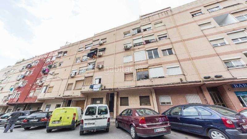 Foto b18015ec-6e62-44f0-8e3a-5e3092d0548d. Appartamento in Llefià Badalona