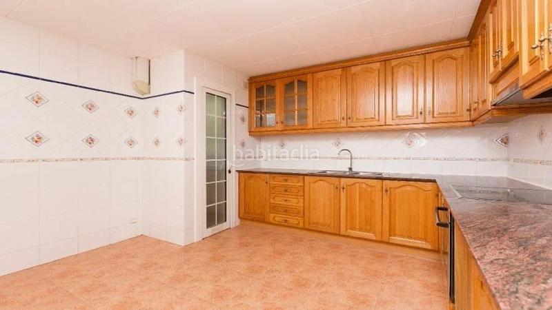 Foto d7ed69d4-2718-48fd-942f-094d4bd55f6c. Appartamento in Marianao Sant Boi de Llobregat