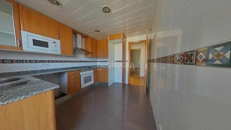 Foto ed3ebbad-a5c1-4897-ac02-f3f60bcb3882. Appartement dans Almeda - El Corte Inglés Cornellà de Llobregat
