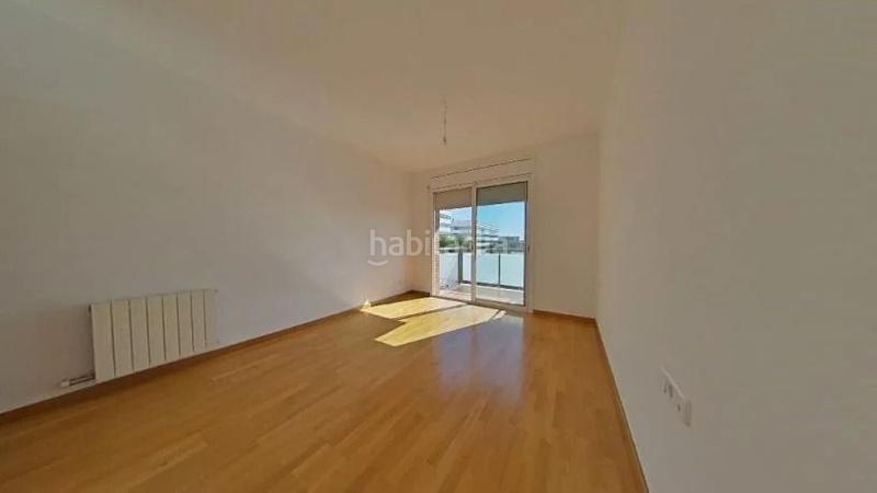 Foto fe46a86d-dd9d-44f3-ba36-15b450be53a4. Appartement dans Almeda - El Corte Inglés Cornellà de Llobregat