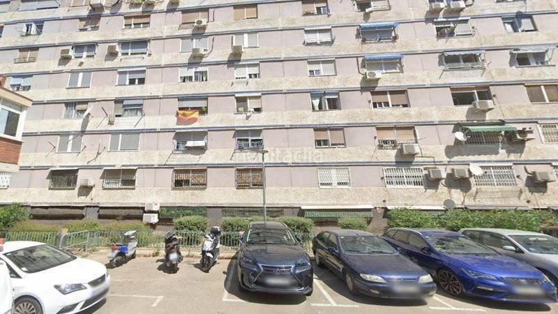 Foto a19c0048-ca14-4589-9798-99a3451cc267. Piso en Bellvitge Hospitalet de Llobregat (L´)