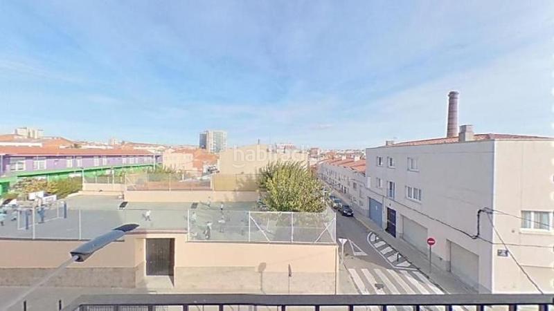 Foto bcf516a5-181e-4d91-bb01-eeab8a6b3cff. Flat in Segle XX Terrassa