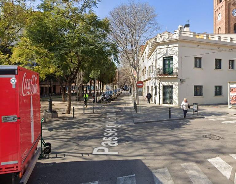 Foto 53087c0d-8148-43ad-9b9f-6abedf6c1801. Piso en Bon Pastor Barcelona