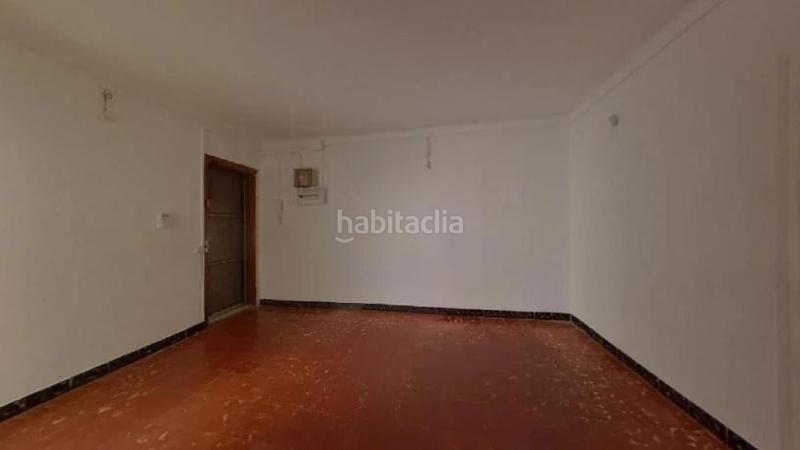 Foto 42c97ac0-6b82-4500-9a4b-f63731fe03f8. Flat in El Raval Santa Coloma de Gramenet
