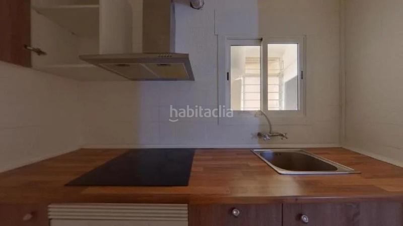 Foto 80ddb200-d863-4c26-bbf0-04671bc7c6d6. Flat in El Raval Santa Coloma de Gramenet