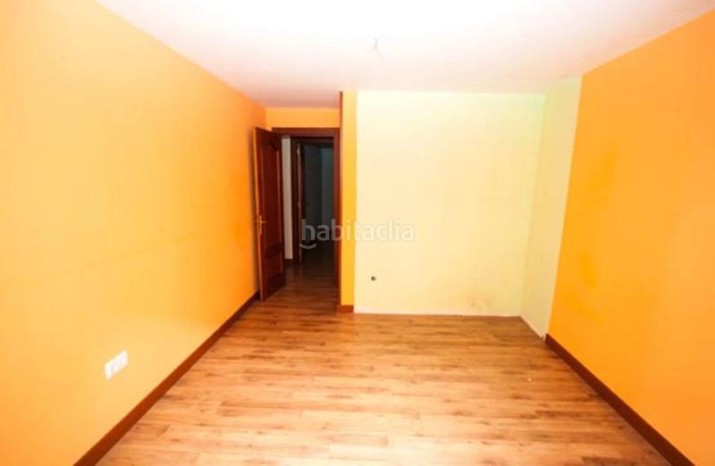 Foto 58129e3a-1a4f-4e44-b585-e91c4d33b1b0. Piso en Castilla - Hermida Santander