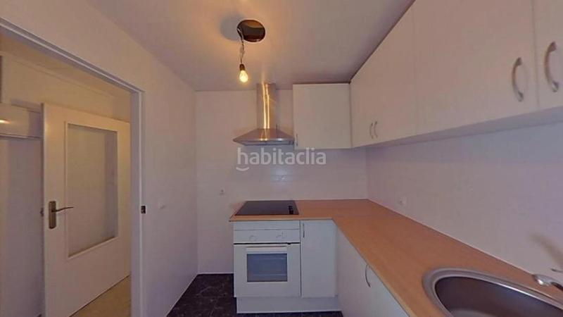 Foto 24e077ff-196d-4aa4-96d2-d8dd5da6447a. Appartamento in El Raval Santa Coloma de Gramenet