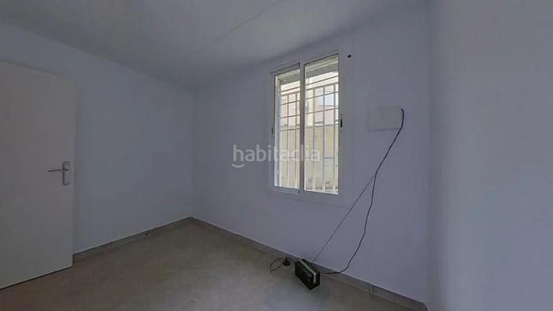 Foto 5a5783c6-d6f0-49ff-826a-66d3324f8523. Appartamento in El Raval Santa Coloma de Gramenet