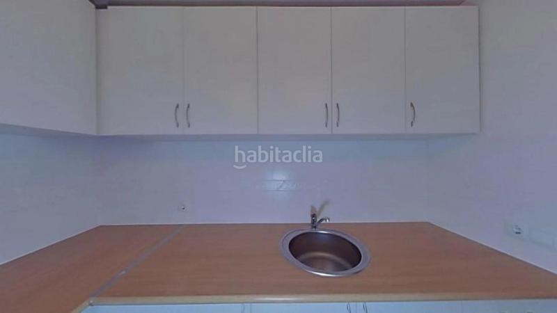Foto 34a3419f-d8a1-4fc0-8f19-e0859aaf15b7. Appartement dans El Raval Santa Coloma de Gramenet