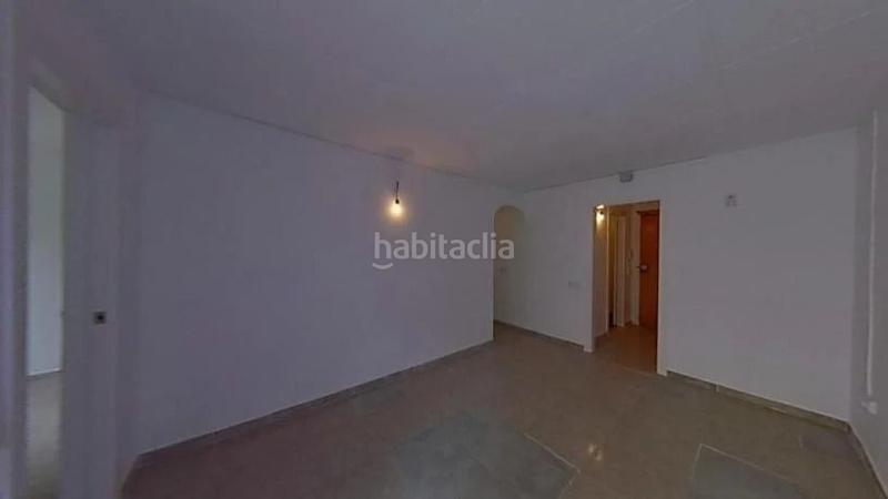 Foto 9c652cdd-f92f-4fb4-afb5-7a995f90a982. Pis a El Raval Santa Coloma de Gramenet