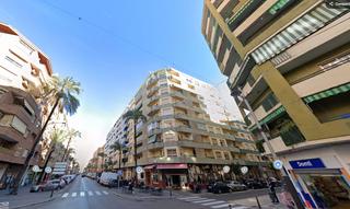 Etagenwohnung in Plaza Elíptica - República Argentina
