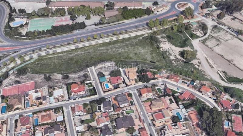 Foto 4d5a5258-f8a5-4148-8725-e2eb588b24d7. Terreno residencial en Urbanizaciones Llíria