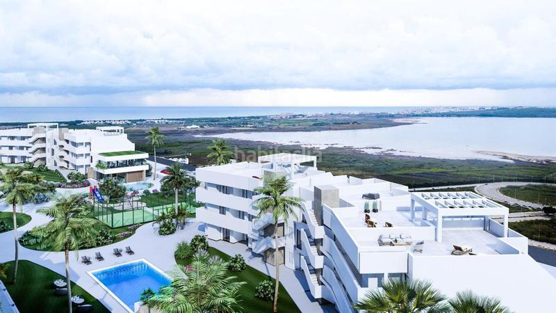 Foto 24dc8331-d7e0-46c9-a3b5-74c7553e4064. Piccolo appartamento con parcheggio piscina in El Raso Guardamar del Segura