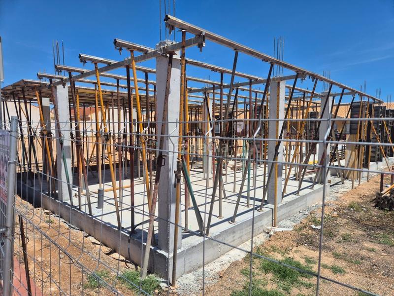 Foto 0ffa26ea-ade1-4f88-9108-234d1058eac1. Chalet in Roldán Torre - Pacheco