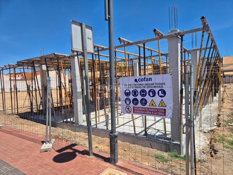 Foto 1e9429dc-ce98-48d3-946f-11e888549629. Chalet in Roldán Torre - Pacheco