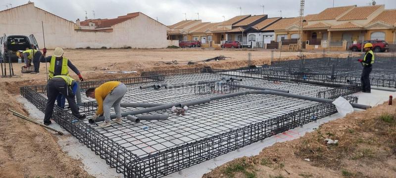 Foto 1001fa58-b459-4fcd-bee2-3bc41ff59327. Chalet dans Roldán Torre - Pacheco